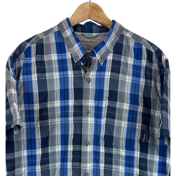 Eddie Bauer Travex Button Up Shirt Men’s 2XL Blue Plaid Short Sleeve Classic - Picture 2 of 4